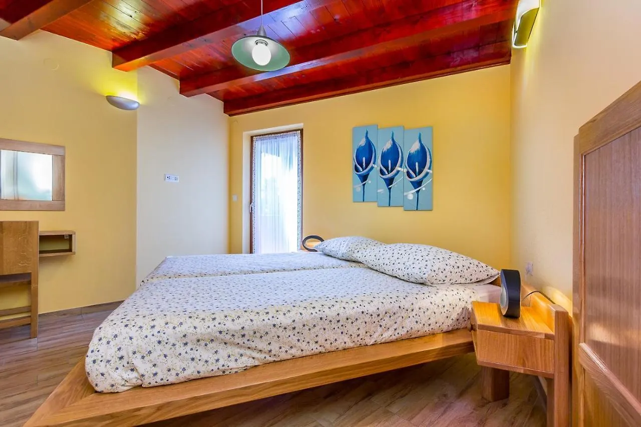Pool Terrace Relax & Fun Villa Fuma Loborika