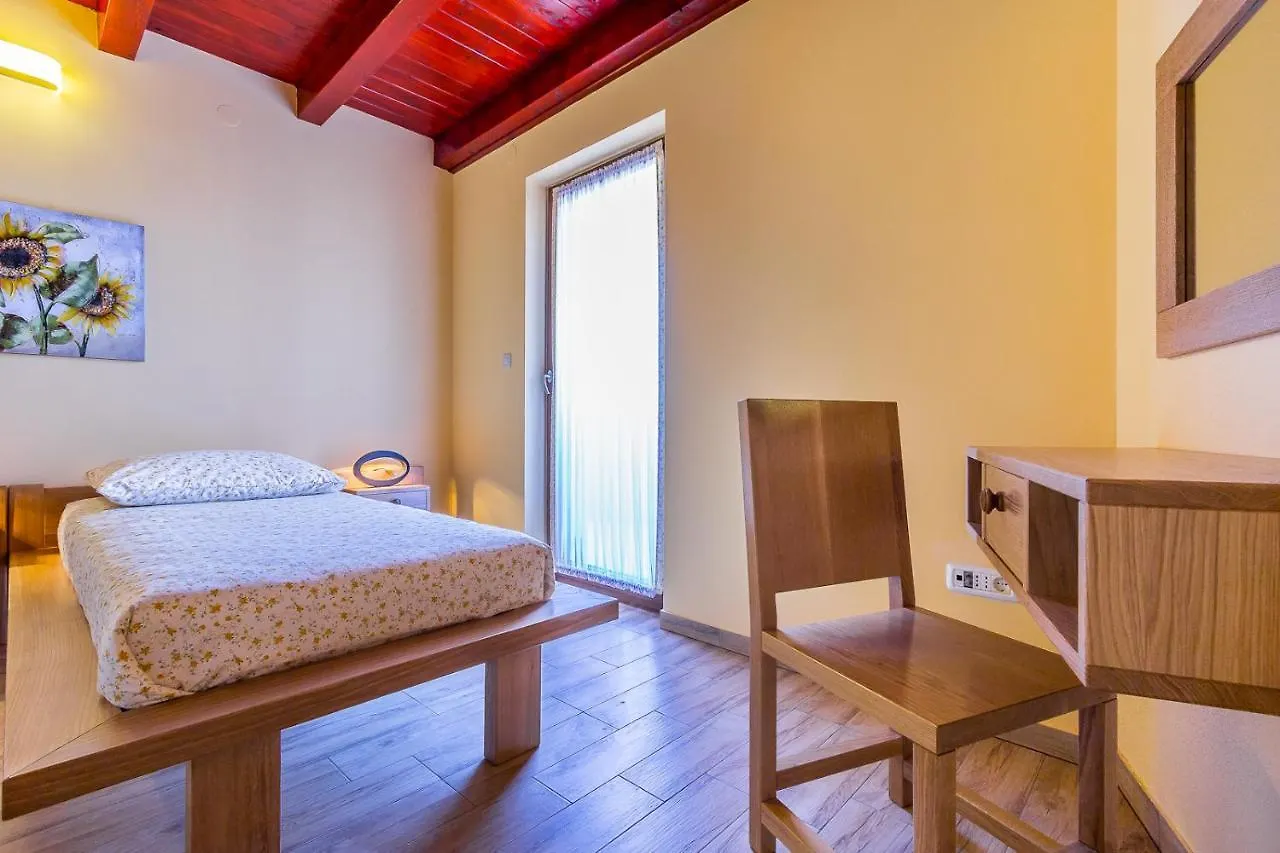 Pool Terrace Relax & Fun Villa Fuma Loborika